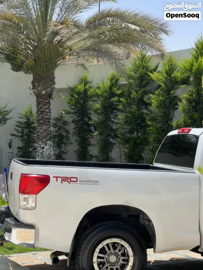 Toyota Tundra Base 4