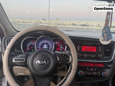 Kia K5 EX 2