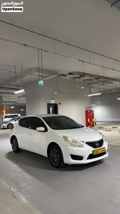 Nissan Tiida 3