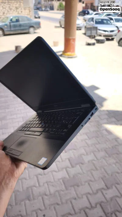 ديل لاتتيود 5470 الغني عن التعريف بمعالج i3 الجيل السادس مع كرت داخلي ورام 8gb وتخزين سريع ssd 256gb 2