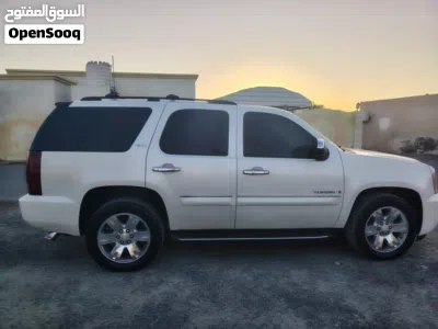 GMC Yukon SLT 2
