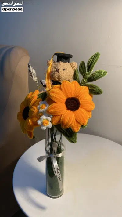 فازه ورد باعواد المخمل 2