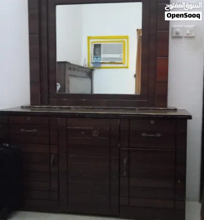 Bedroom for sale in very good condition 2