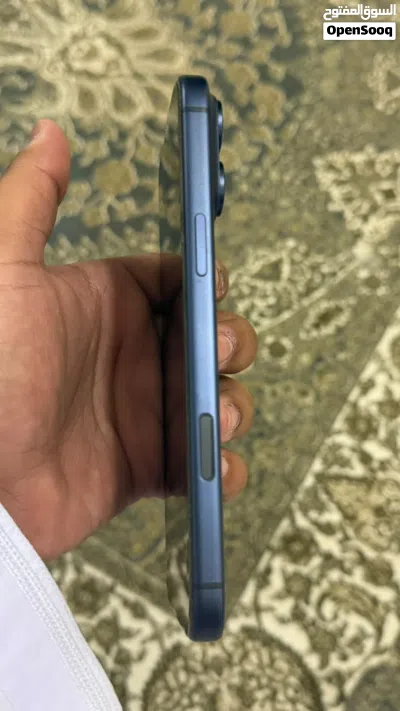 17 Pro Max 256GB شبه جديد 2