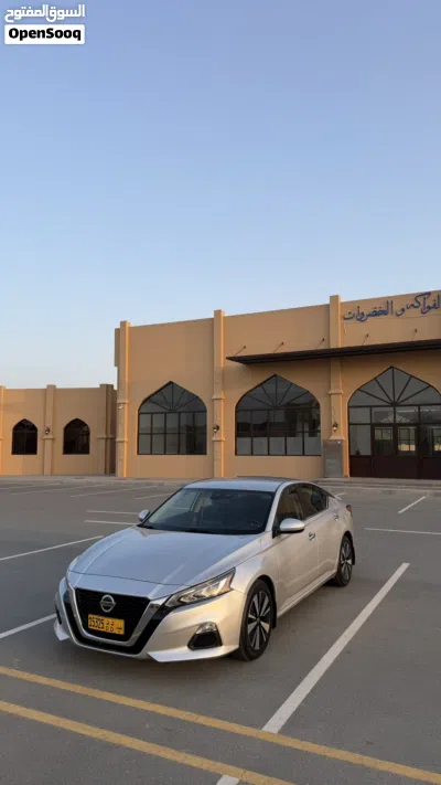 نيسان التيما SV 3