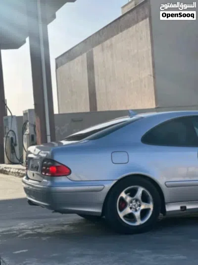 Mercedes Benz CLK-Class CLK 320 2