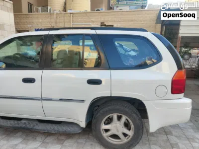 GMC Envoy Standard 2