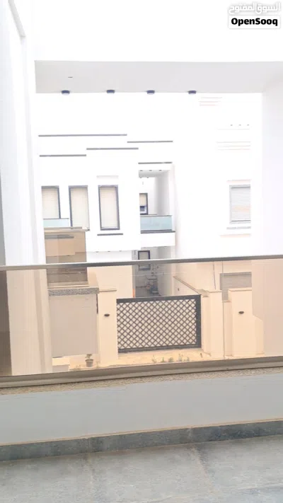 فيلا خليجيه حديثه لبيييع 2