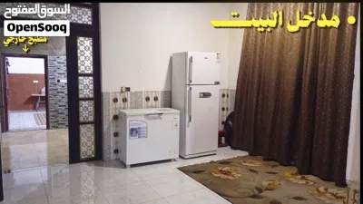 بيت حديث وكبير بمساحة 450 متر مربع عمر البناء 5 سنوات فقط بحالة ممتازة شبه جديد تصميم عصري و مرتب 4