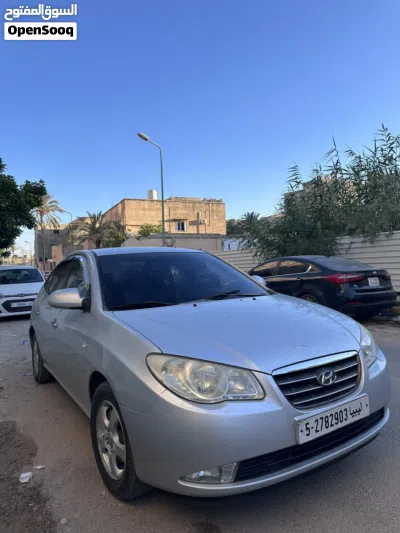 Hyundai Avante Limited 4
