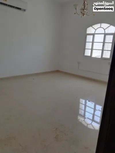 clean and quiet villa 4