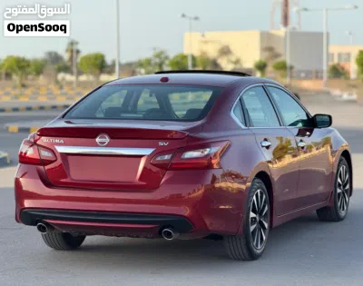 Nissan Altima SV 4