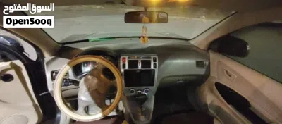 Hyundai Tucson GL 2