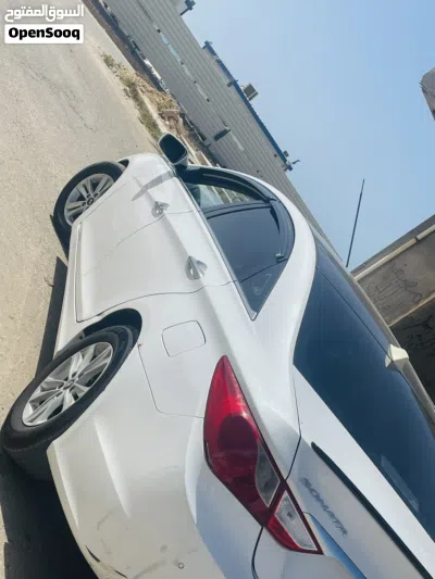 Hyundai Sonata Blue 2