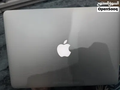 ماك بوك برو 2014 استعمال شخصي خفيف جدا 2