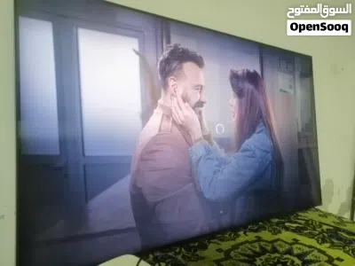 شاشه نوع سامسونج 55 بوصه فل سمارت نظام تايزون احدث اصدار 2025 رسيفر داخلي ناطق صوتي ريموت ناطق وقاع 2