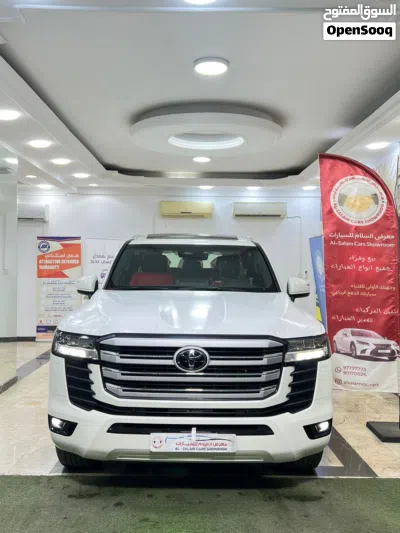 Toyota Land Cruiser GXR 3