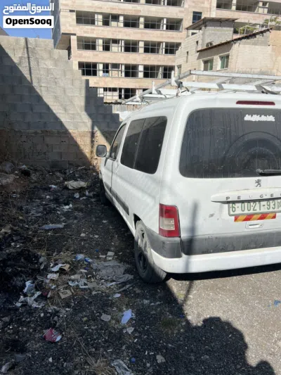 بيجو بارتنر B9 4