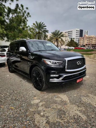 إنفينيتي QX80 Luxe 2
