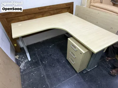 LShape Office Table (مكتب طوله نظيف 6 حبه متوفر 3