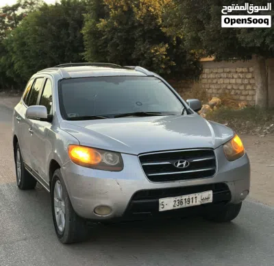 Hyundai Santa Fe GLS 2