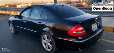 Mercedes Benz E-Class E 320 2