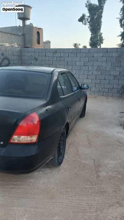 Hyundai Elantra SEL 2