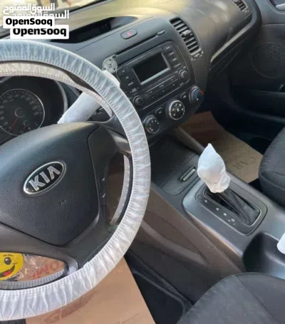 Kia Cerato Standard 3