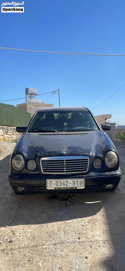 مرسيدس بنز الفئة-E E 250 3