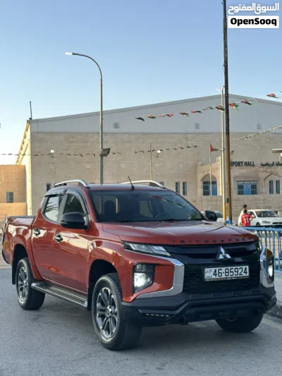 Mitsubishi L200 Standard 4