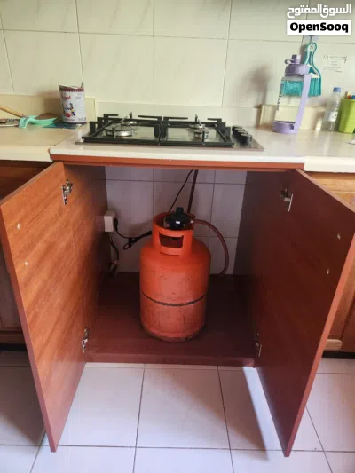 Gas Stove 4 burner like new 2