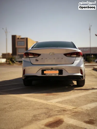 Hyundai Sonata GL 4