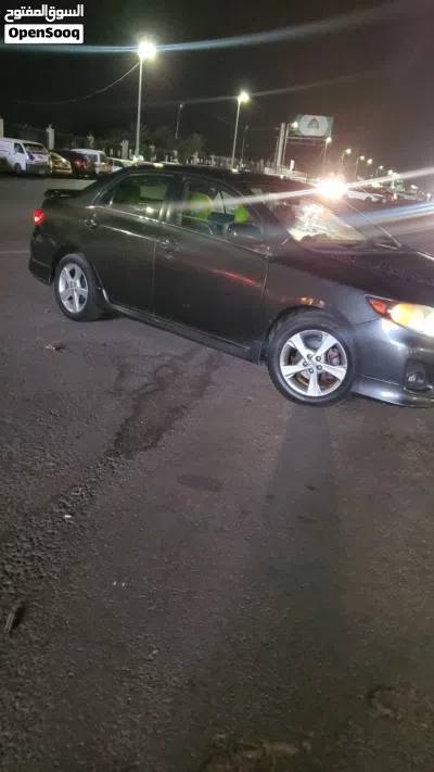 Toyota Corolla SE 4