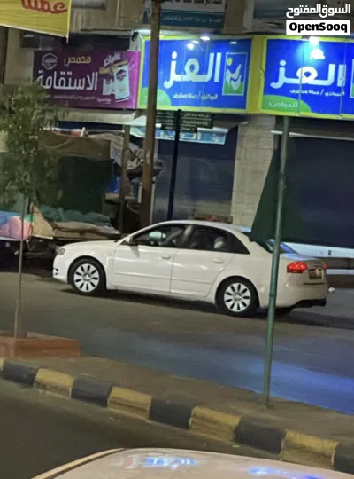 أودي A4 Sedan 2