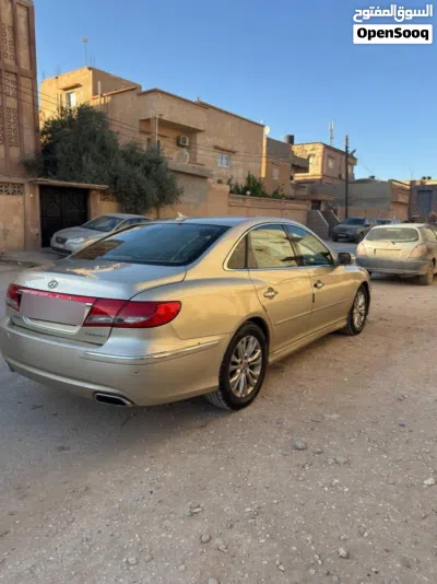 Hyundai Azera Standard 3