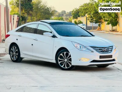 Hyundai Sonata Blue 3