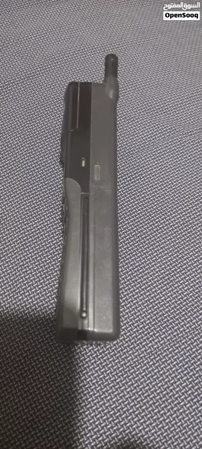 جهاز خلوي نوع Sony للسيارات يقبل شريحه 2