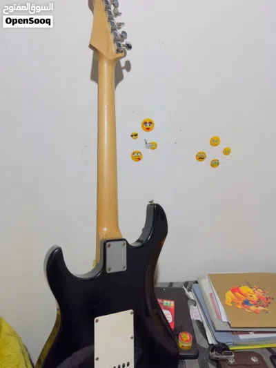 Yamaha electric guitar 3