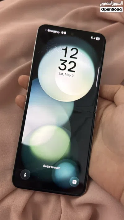 جالاكسي z flip 5 مجدد بذاكرة 512 GB 4