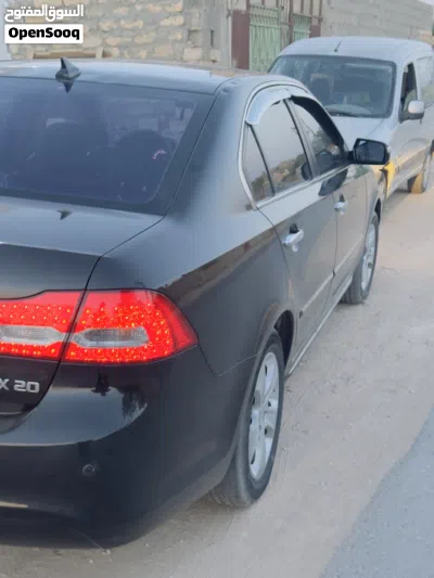 Kia Lotze 2