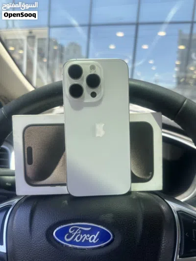 iPhone 15 pro 3