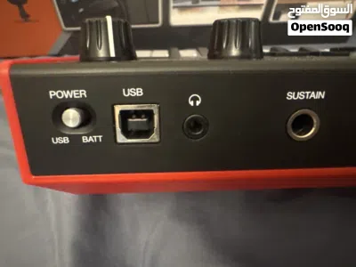 AKAI PROFESSIONAL MPK miniplay 4