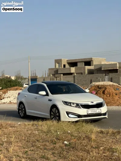 Kia K5 EX 3