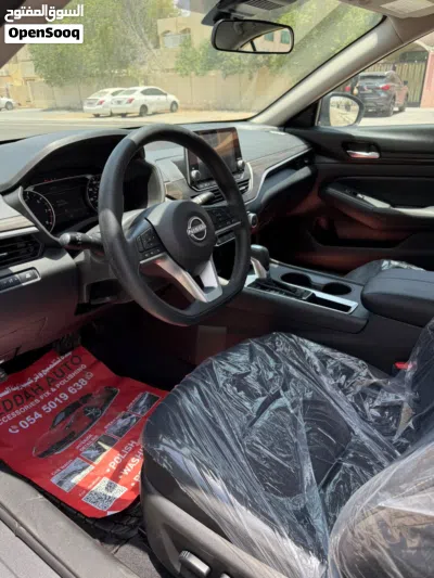 Nissan Altima SV 3