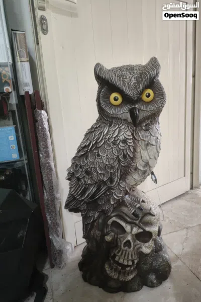 مجسم دكتور الطاعون / Doctor Plague doll figure مجسم البومه / The owl emits light from its eye 2