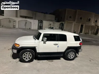 تويوتا FJ Top 4