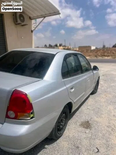 Hyundai Verna EX 3
