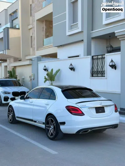 Mercedes Benz C-Class C 300 2