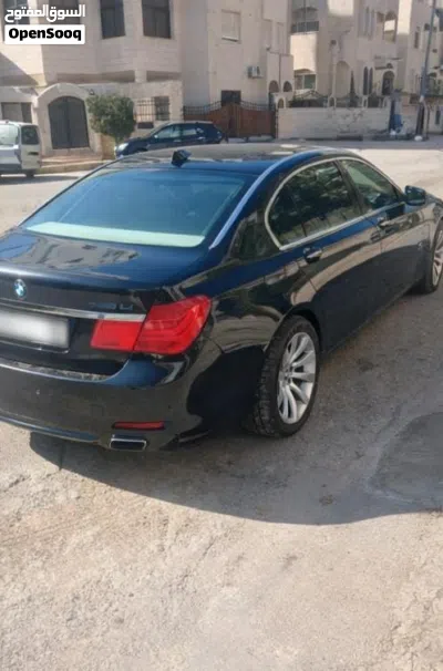 بي ام دبليو الفئة 7 740 3