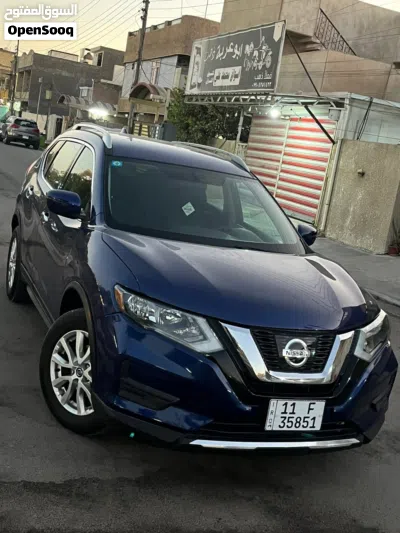 Nissan Rogue SV 2